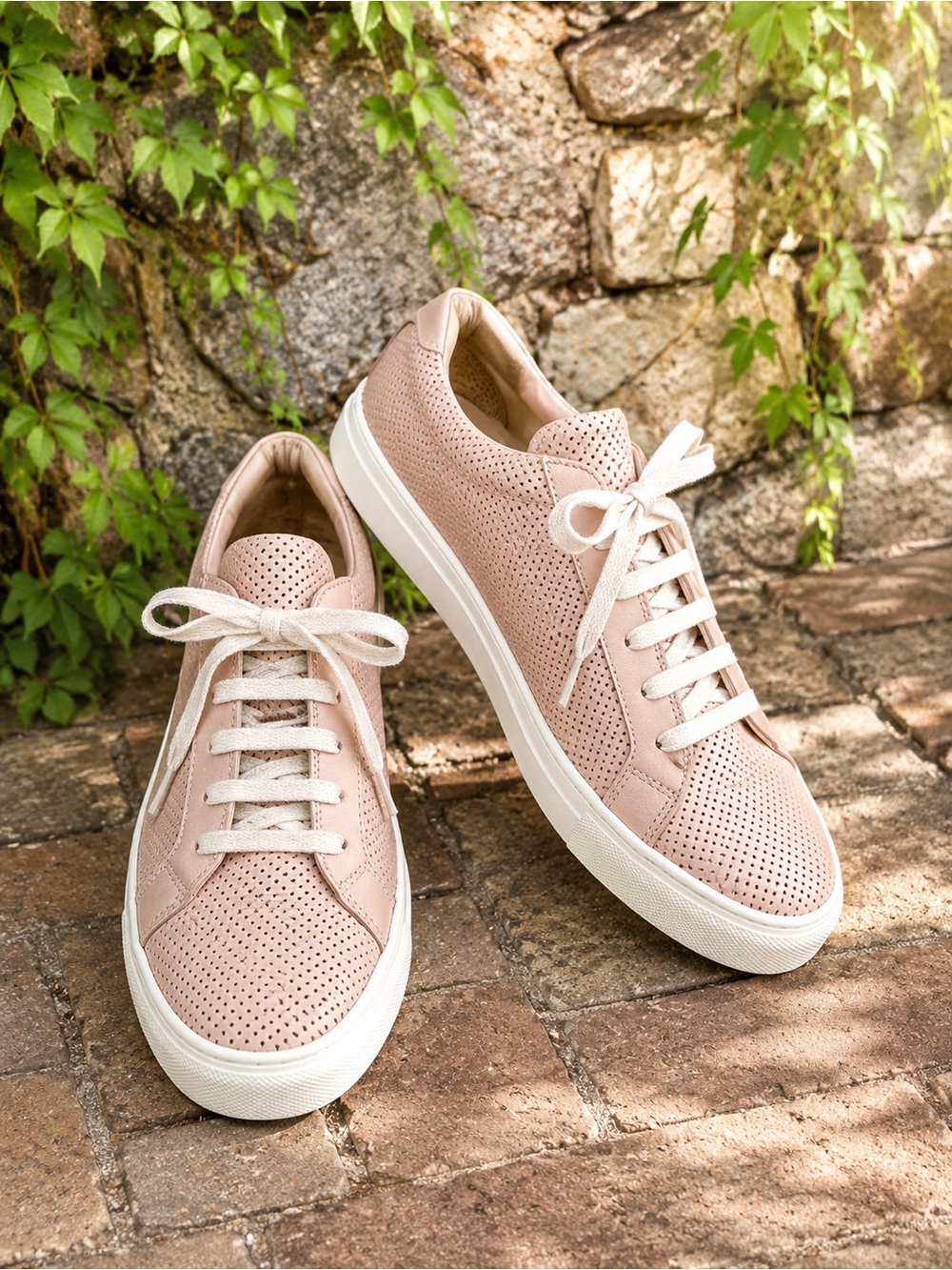 GREATS BROOKLYN Handcrafted Italian Perforated Blush Royale Sneakers, 7.5